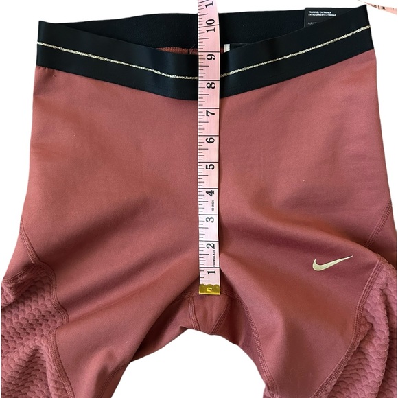 The Nike Pro Tight Fit Training Leggings in Rust S - Picture 9 of 12